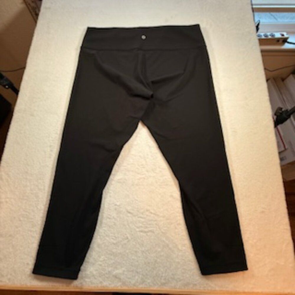 Lululemon Black Wunder Under High-Rise Tight Full-On Luxtreme Womens Size 18 - Picture 4 of 7